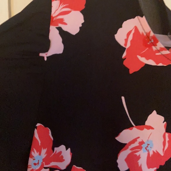 ⚡️Fitted 3/4 cap sleeve midi dress - Picture 5 of 8